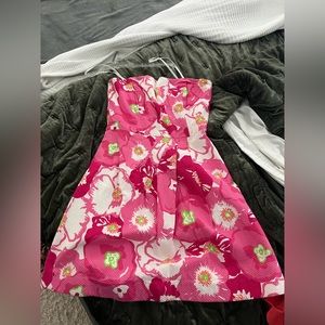 Lilly Pulitzer Size 8 strapless shift dress
